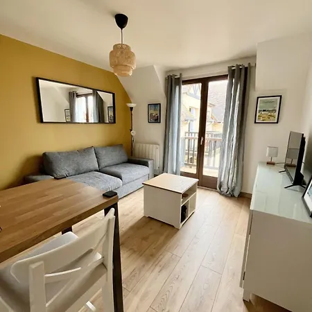 Renovated - Near The Ouistreham