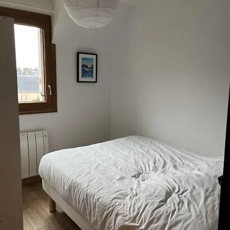 Renovated - Near The Apartament